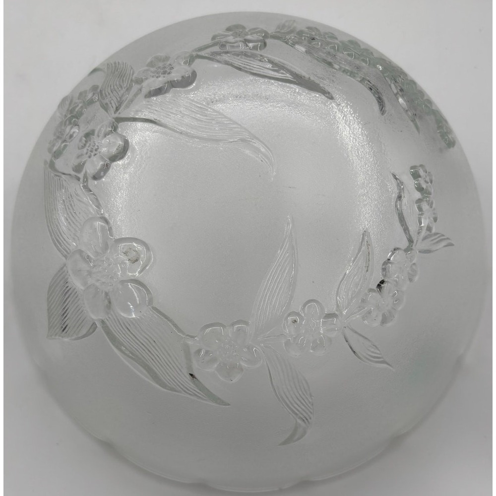 KIG Indonesia Scalloped Glass Serving Bowl 10" - Picture 3 of 4